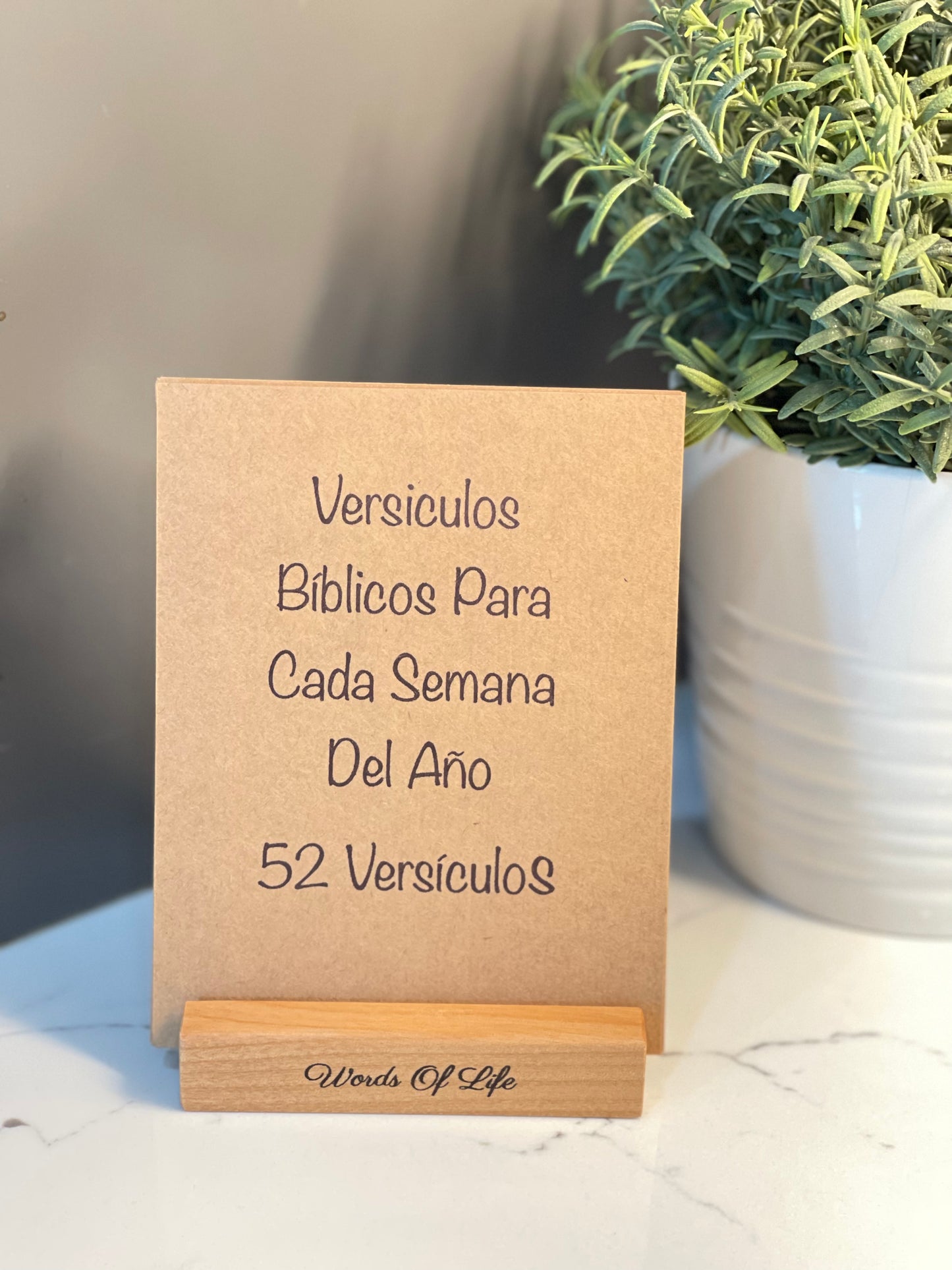 52 Bible Verses in Spanish Versiculos Bíblicos para cada semana del año, 52 versículos